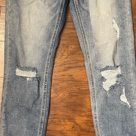 Kancan Curvy Estillo Skinny Distressed Jeans Size 5/26 - Picture 2 of 6